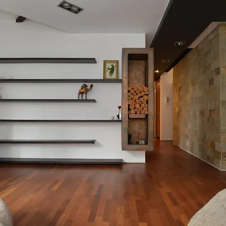 Old Town Lipscani * Bucarest