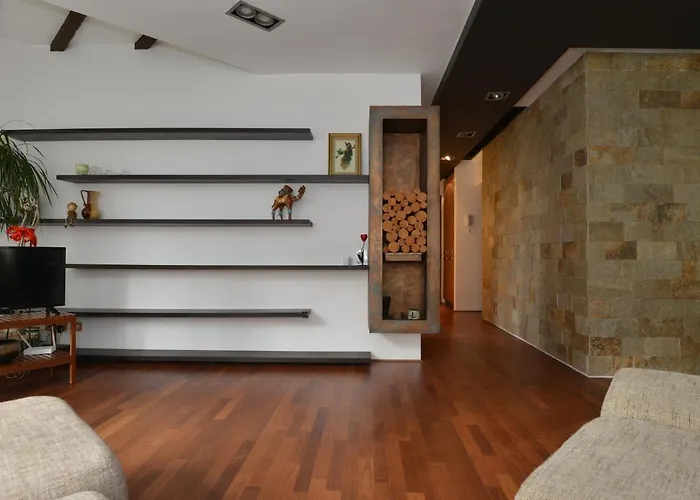 Old Town Lipscani * بوخارست